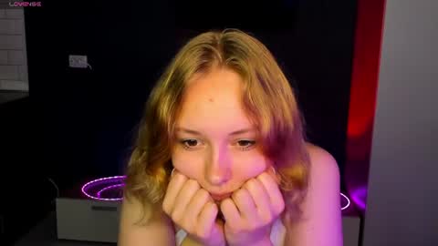 rikkitikkitavik online show from August 1, 3:07 pm