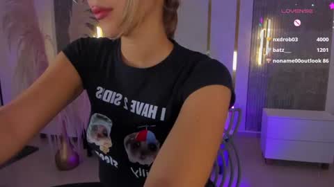 Riley Sierra online show from July 31, 4:45 pm
