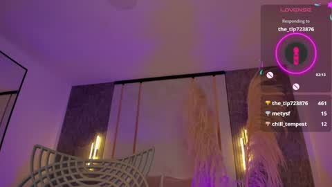 Riley Sierra online show from August 5, 5:11 pm