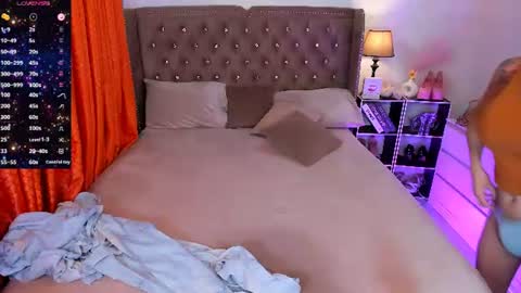 Riley online show from August 1, 1:44 am