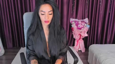 Bianca online show from August 9, 7:15 pm