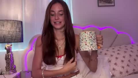 Riley online show from August 5, 6:06 pm