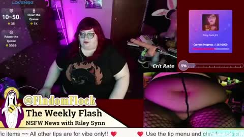 RileySynn online show from August 8, 4:45 am