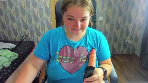 rina16 online show from August 7, 3:01 pm