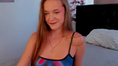 Rina online show from August 17, 6:18 am