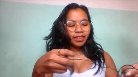 rinah856024 online show from August 12, 5:54 am