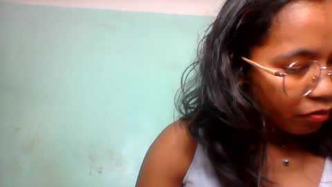 rinah856024 online show from August 12, 8:05 am