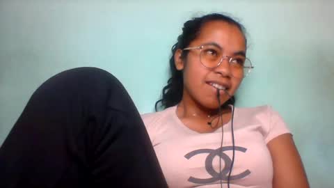 rinah856024 online show from August 14, 6:44 pm