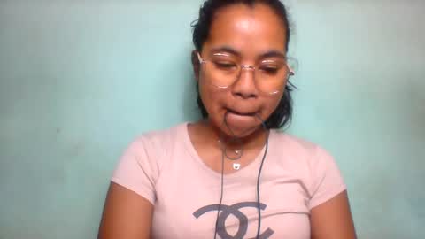 rinah856024 online show from August 15, 6:06 am