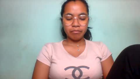 rinah856024 online show from August 15, 8:18 am