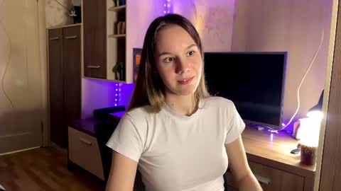 RinaRight online show from August 8, 1:16 am