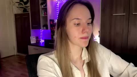 RinaRight online show from August 13, 2:47 am