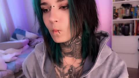Diana online show from August 13, 1:36 pm