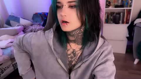 Diana online show from August 13, 2:42 pm