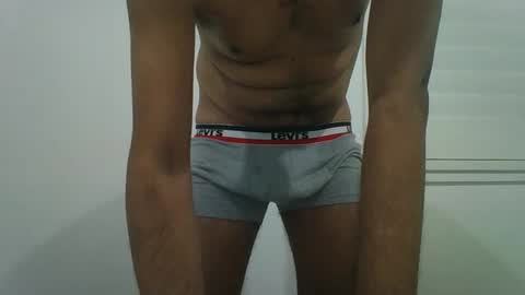 rishavb1991 online show from May 11, 1:13 pm