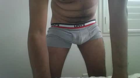 rishavb1991 online show from May 18, 12:12 am