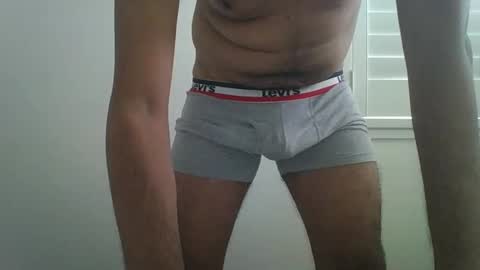 rishavb1991 online show from May 19, 4:02 am
