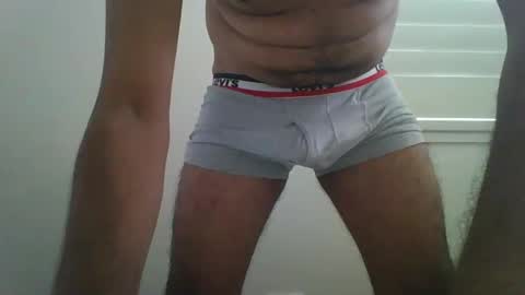 rishavb1991 online show from May 22, 5:09 am