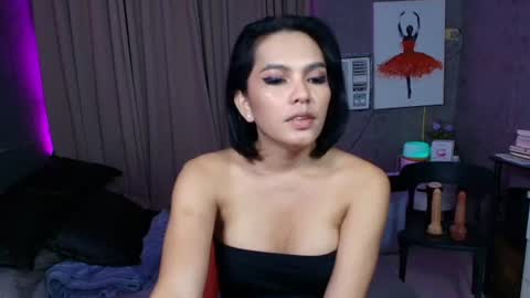 Gorgeous online show from August 6, 1:21 pm