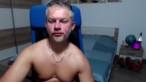 robbyshawz online show from August 7, 5:07 am