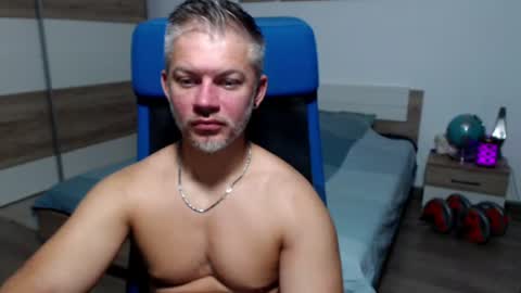 robbyshawz online show from August 10, 4:36 am