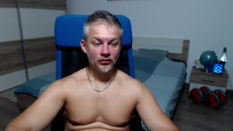 robbyshawz online show from August 10, 5:42 am