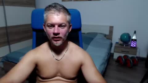 robbyshawz online show from August 14, 5:33 am