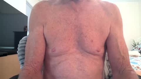 robert online show from August 29, 9:03 pm