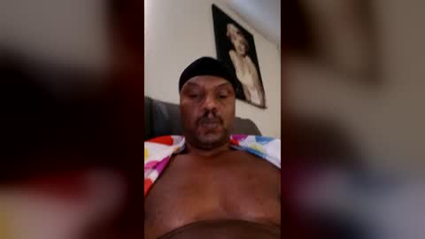 robert70nadia online show from June 17, 3:22 pm