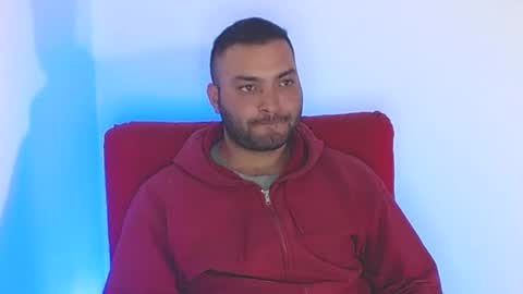 Stiven - online show from August 5, 1:09 pm