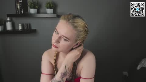 Robert and Lisa online show from June 17, 3:16 am
