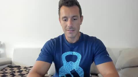 roberto4ever online show from August 5, 4:16 pm