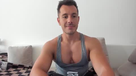 roberto4ever online show from August 13, 10:07 am