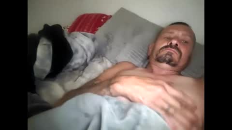 robertsaiz4200 online show from May 18, 3:12 pm
