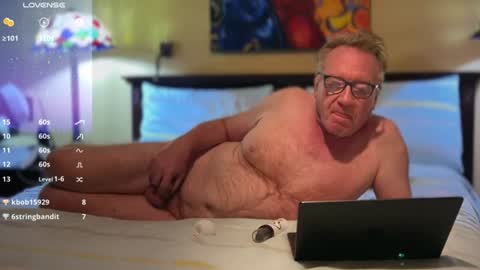 RobertTheRabbit online show from July 4, 7:27 pm