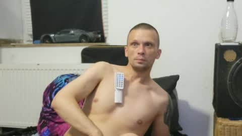 robertxxxpo online show from June 23, 7:42 am