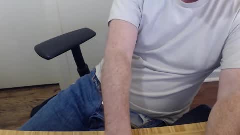 robidan6923 online show from March 24, 12:21 pm