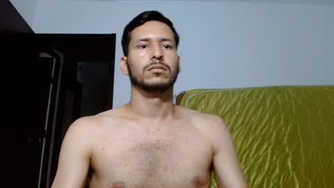 robinhotsexy and little tasty online show from July 30, 8:10 am