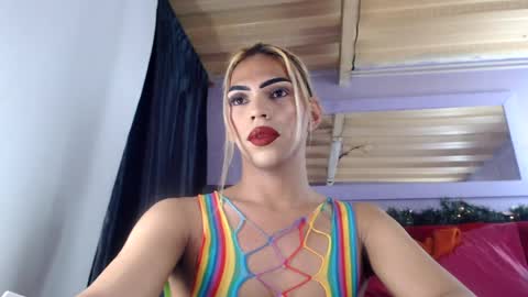 RobinsonBaker online show from August 18, 5:24 am