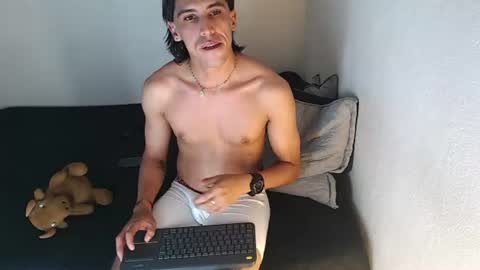Robisson Zack online show from July 25, 2:48 am