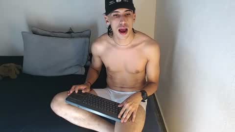 Robisson Zack online show from July 25, 3:05 pm