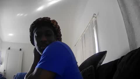 robo_cox online show from April 5, 5:21 pm