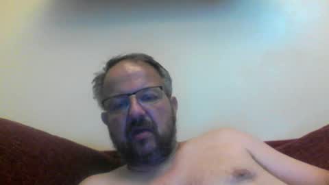robxx32 online show from August 11, 10:45 pm