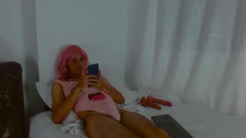 Julian online show from May 2, 1:10 am