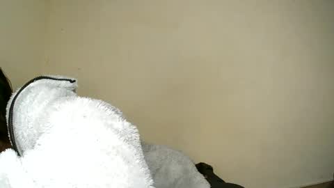 rochellinah online show from August 12, 2:25 am