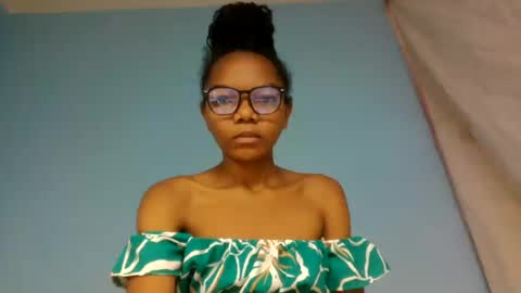 rodliiine online show from August 14, 5:44 am