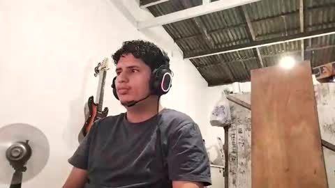 rodri1k online show from May 3, 2:38 am