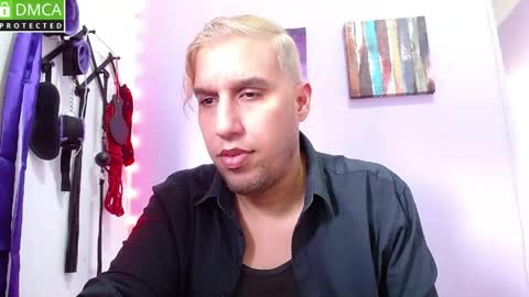 Thiago online show from May 12, 6:52 pm