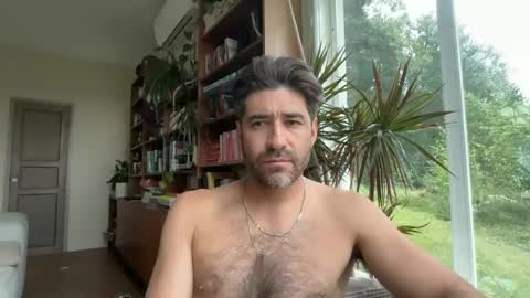 Roger online show from July 7, 10:30 am