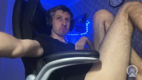 roma305991 online show from August 12, 8:22 pm
